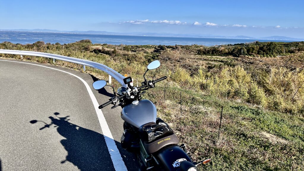 海道しるべのV9 Bobber Centenario